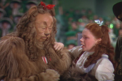 Dorothy and the Cowardly Lion say Goodbye